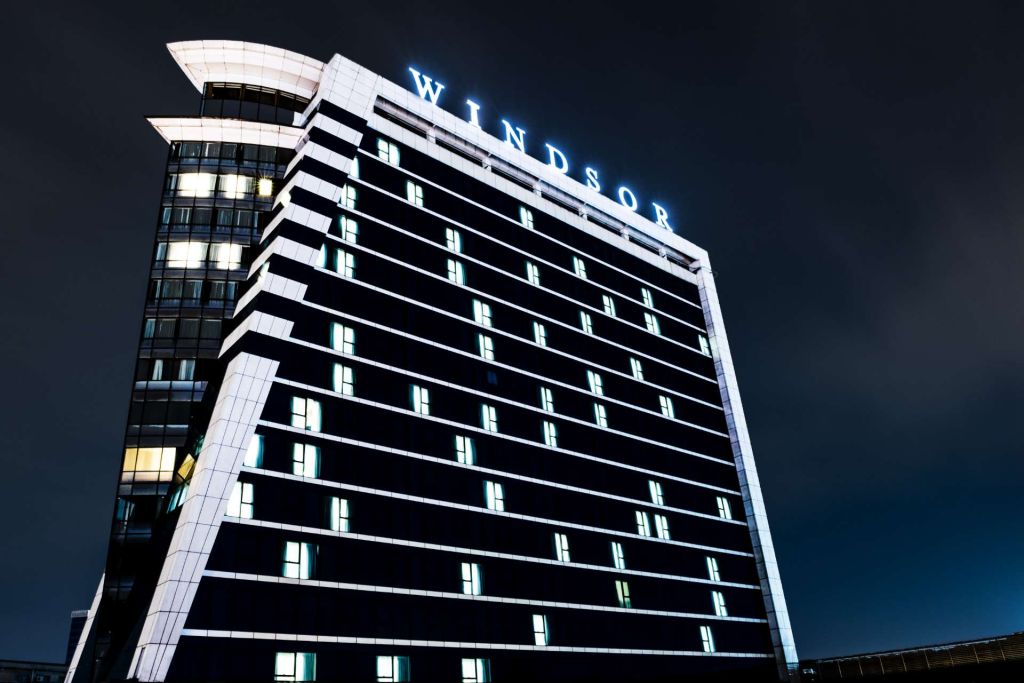 Windsor Hotel & Convention Center 1